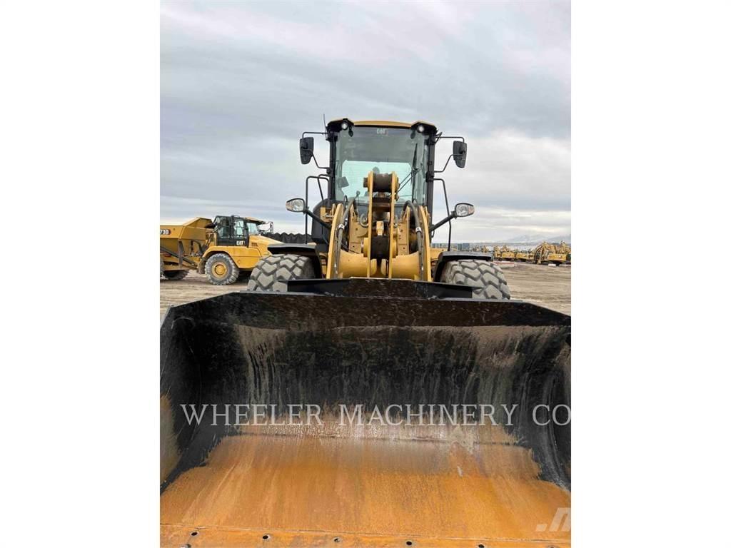 CAT 926M QC Incarcator pe pneuri
