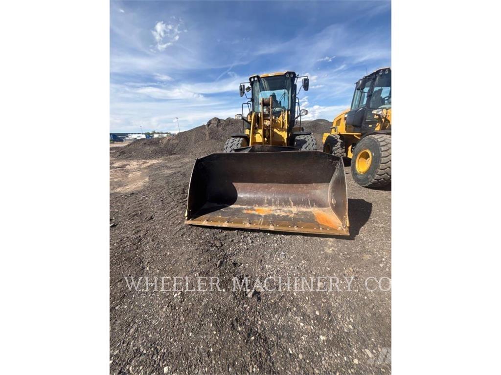 CAT 926M QC Incarcator pe pneuri