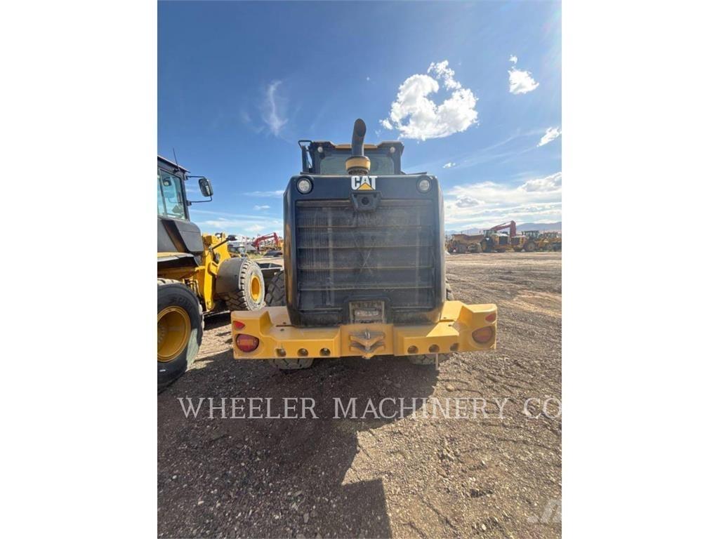 CAT 926M QC Incarcator pe pneuri