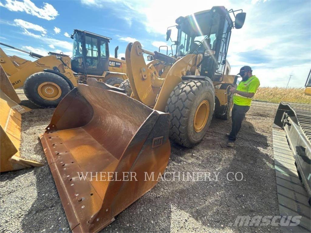 CAT 926M QC Incarcator pe pneuri