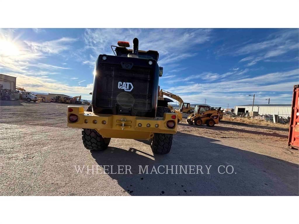 CAT 926M QC 3V Incarcator pe pneuri
