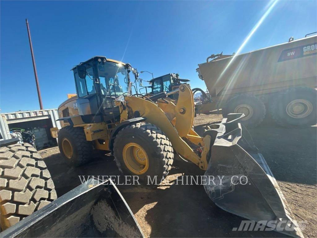 CAT 926M QC 3V Incarcator pe pneuri