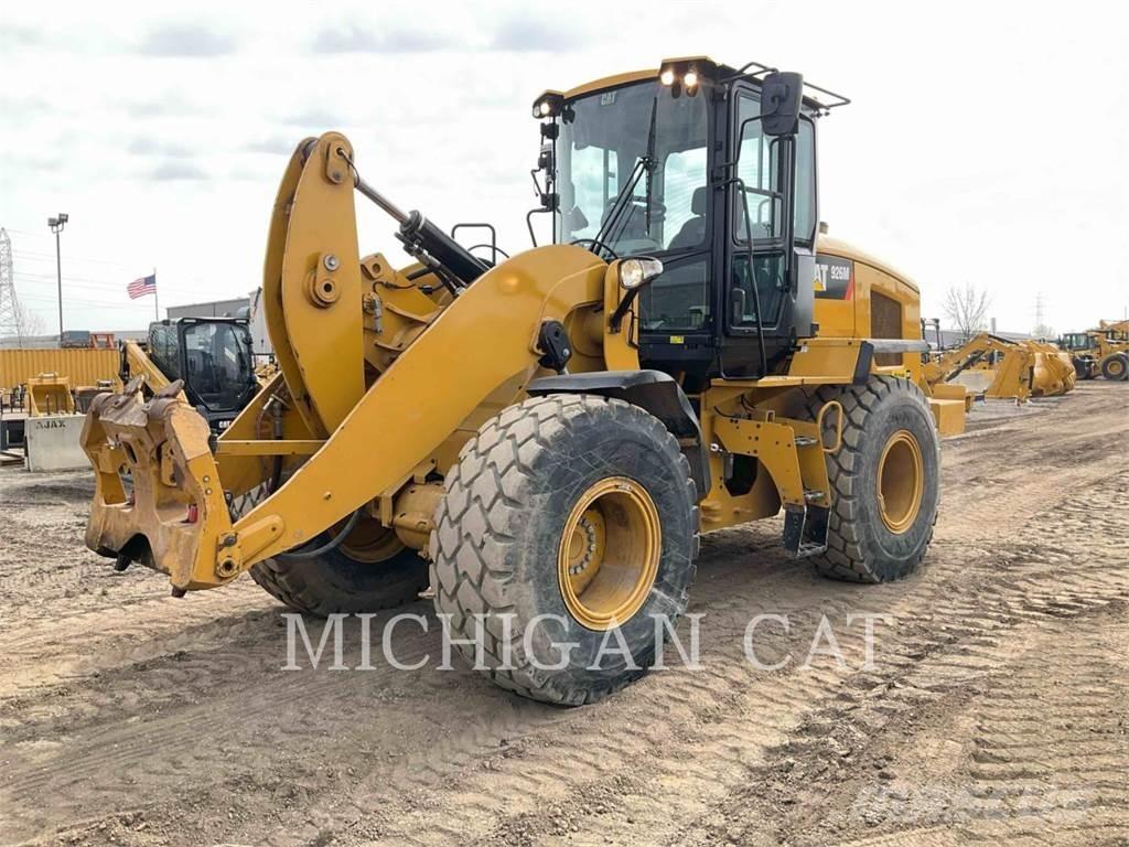CAT 926M RQ Incarcator pe pneuri
