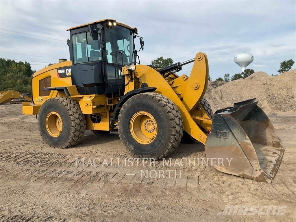 CAT 926M RQ Incarcator pe pneuri