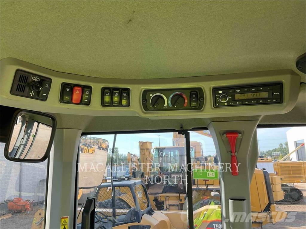 CAT 926M RQ Incarcator pe pneuri