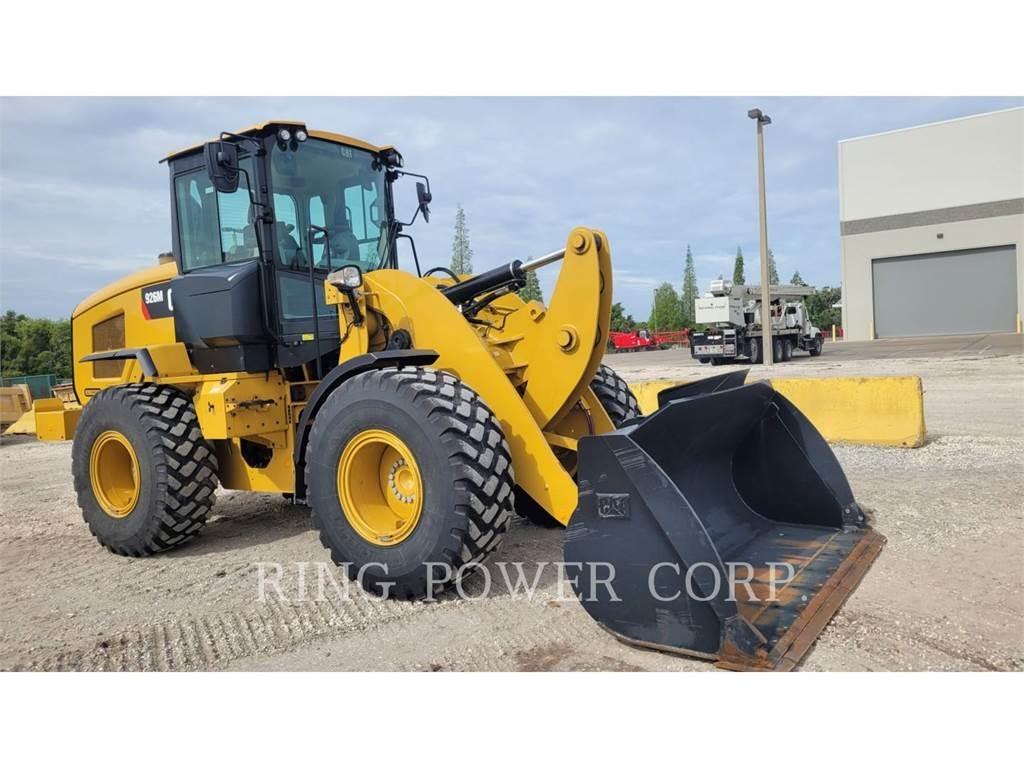 CAT 926MQC3V Incarcator pe pneuri