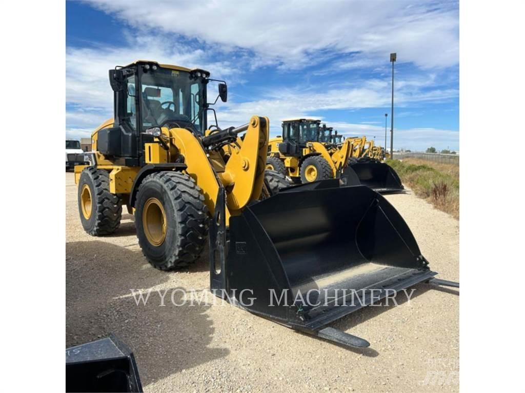 CAT 930 Incarcator pe pneuri