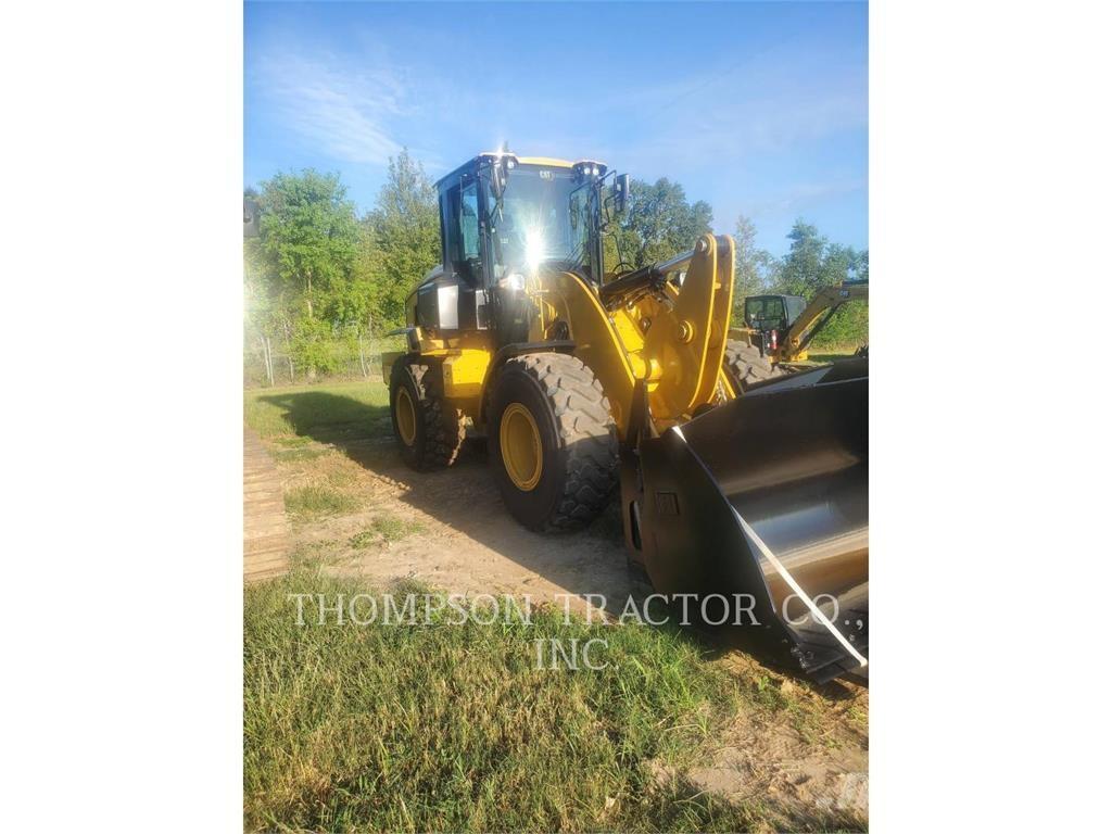 CAT 930 Incarcator pe pneuri