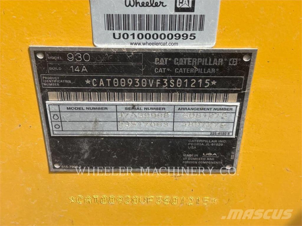 CAT 930 QC Incarcator pe pneuri