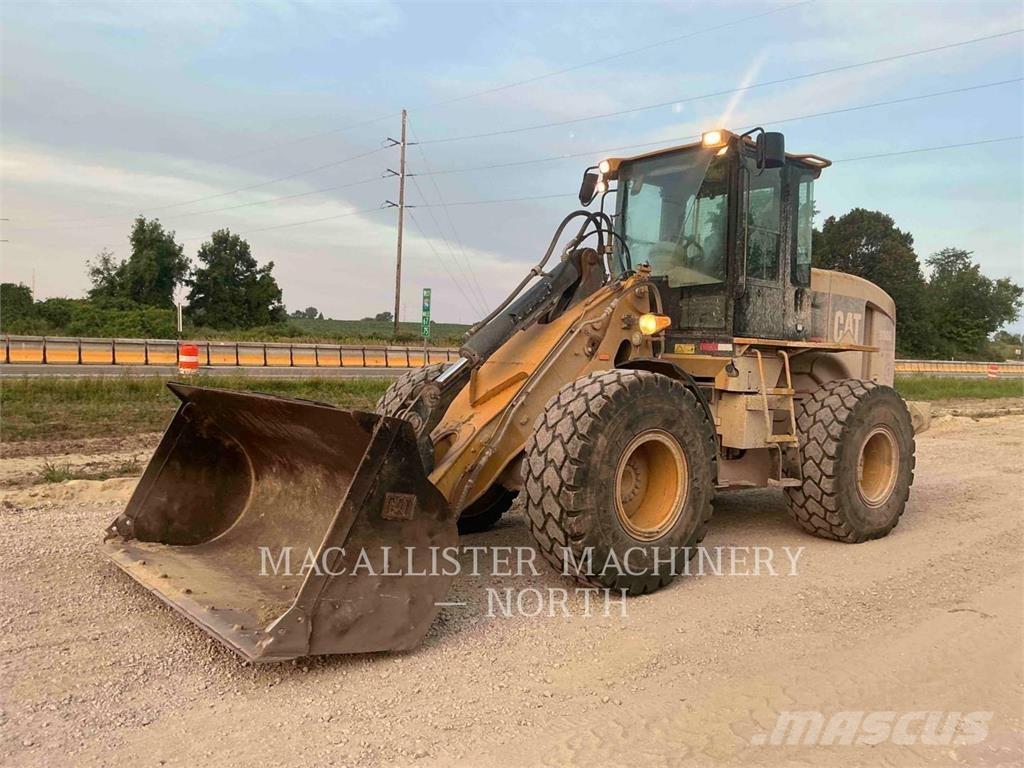 CAT 930G Q Incarcator pe pneuri