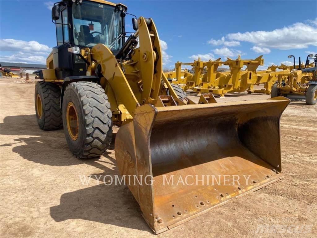CAT 930K Incarcator pe pneuri