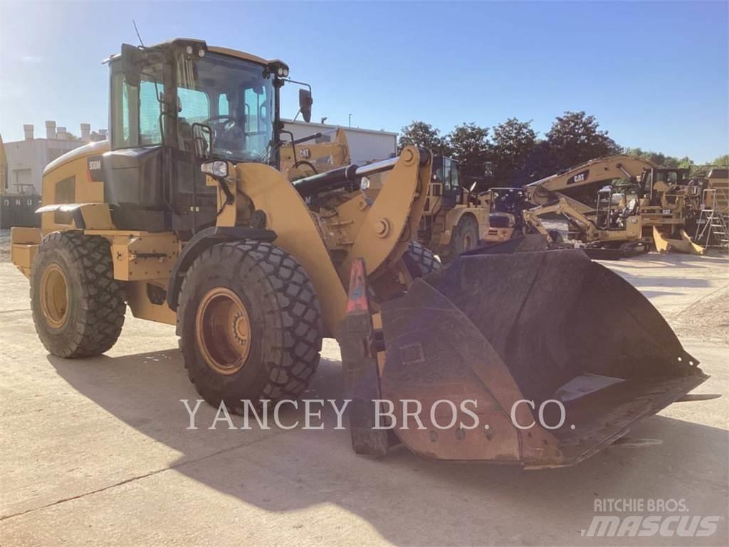 CAT 930M Incarcator pe pneuri