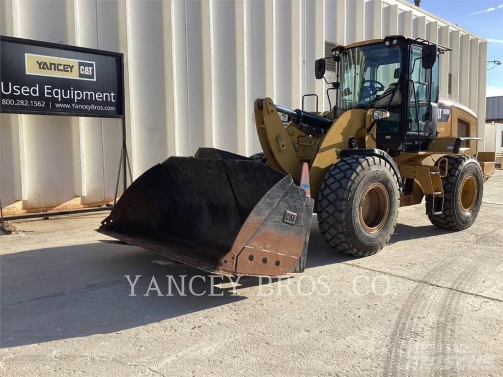 CAT 930M Incarcator pe pneuri