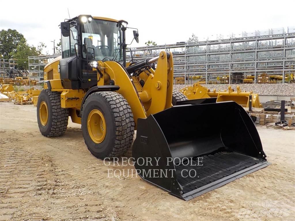 CAT 930M Incarcator pe pneuri