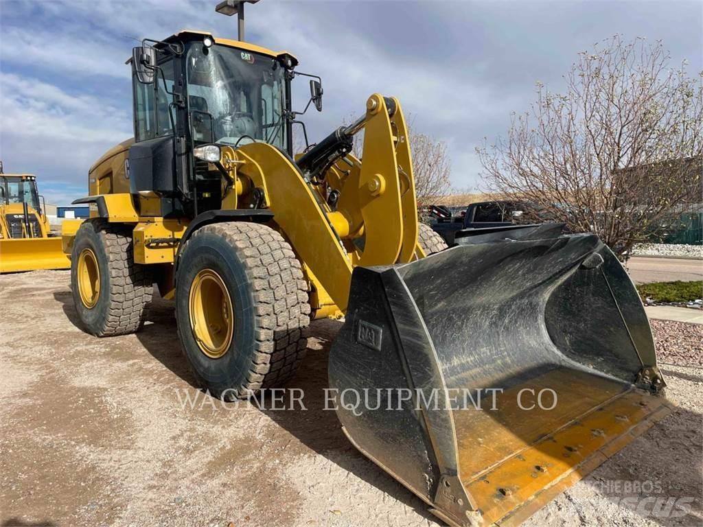 CAT 930M Incarcator pe pneuri
