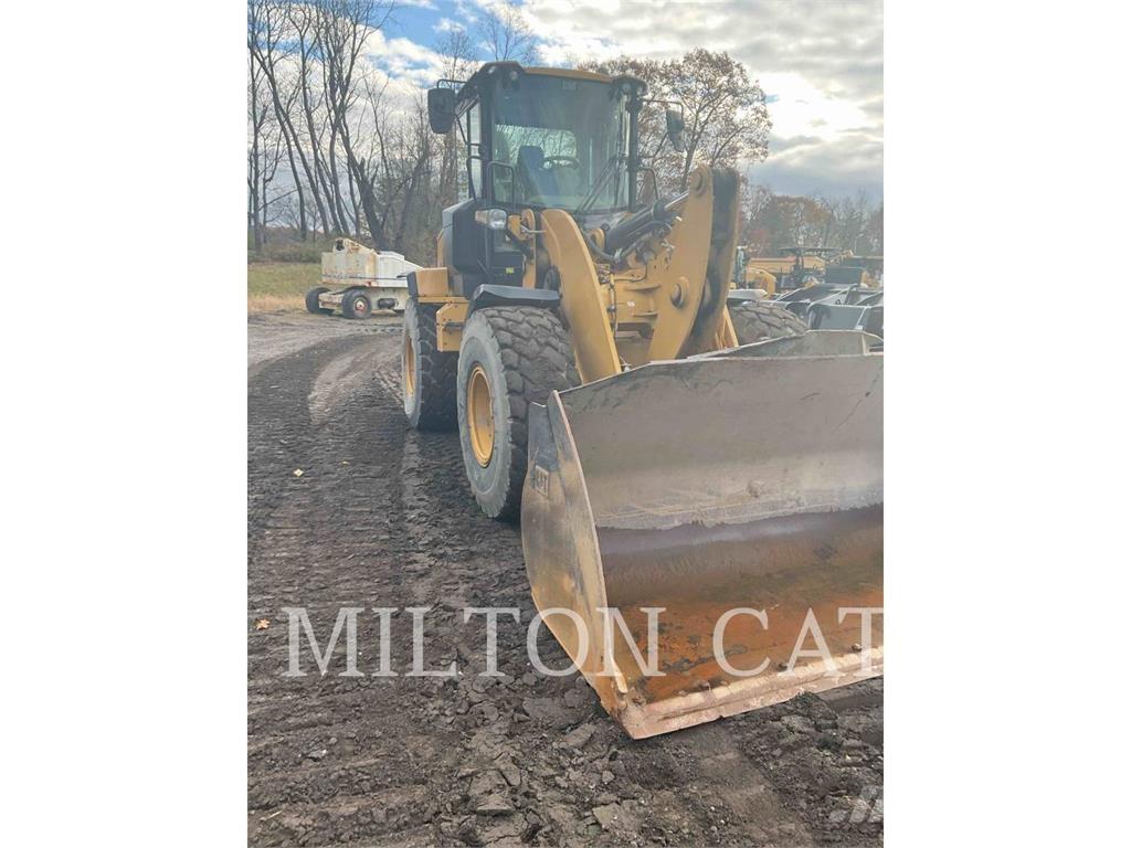 CAT 930M Incarcator pe pneuri