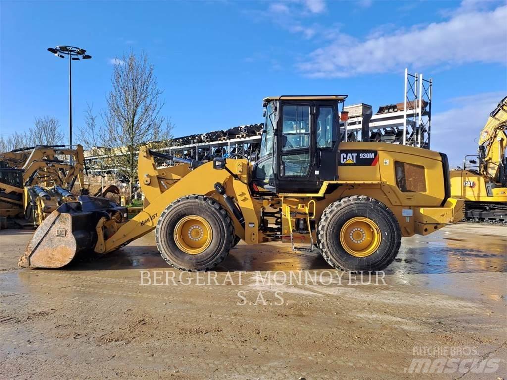 CAT 930M Incarcator pe pneuri