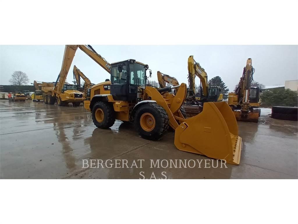 CAT 930M Incarcator pe pneuri