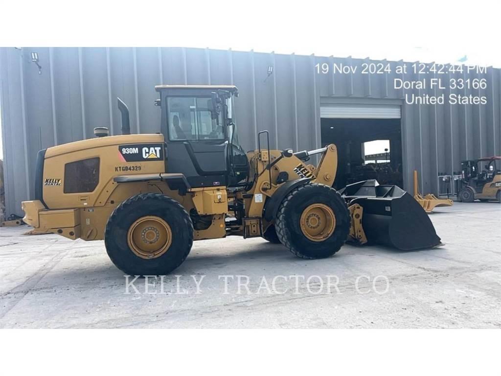 CAT 930M Incarcator pe pneuri
