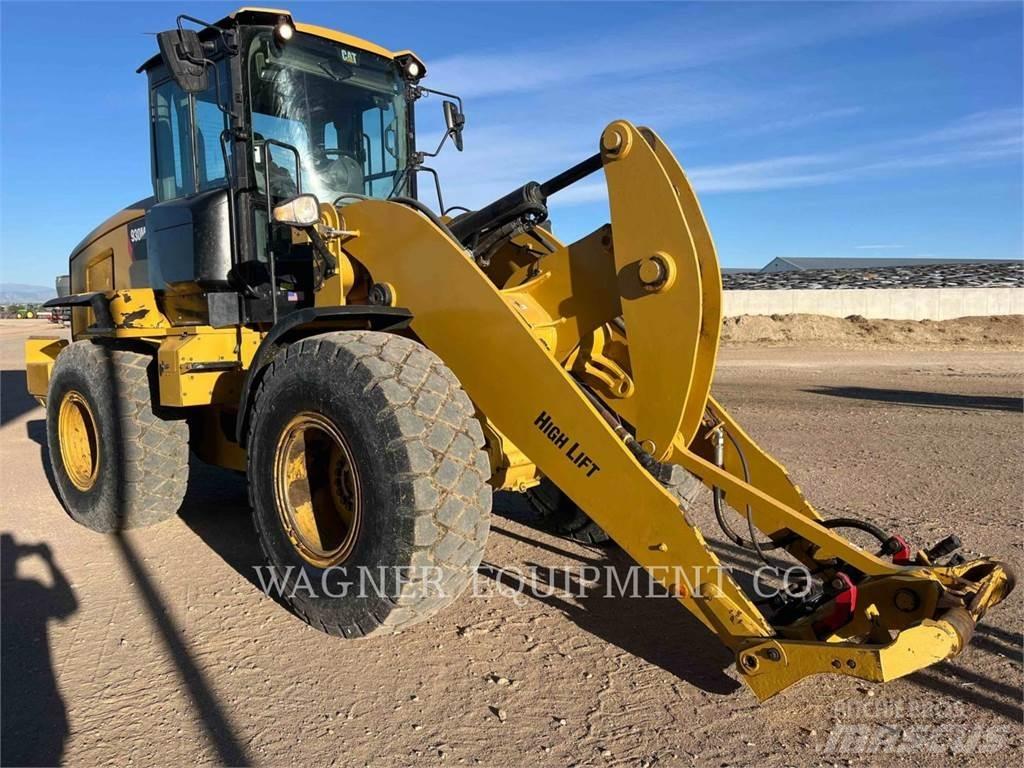 CAT 930M Incarcator pe pneuri