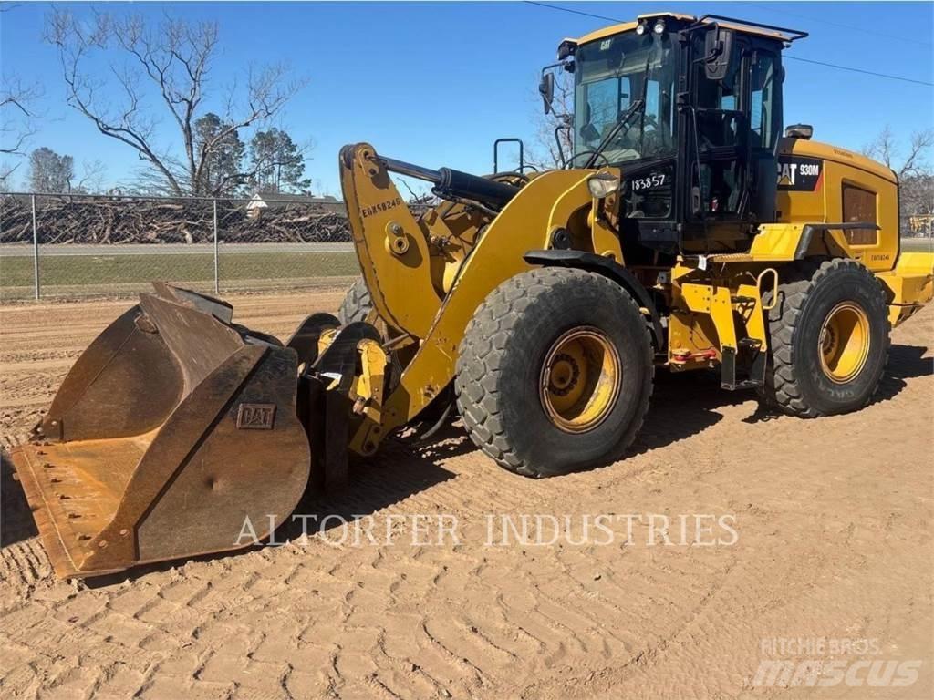 CAT 930M Incarcator pe pneuri
