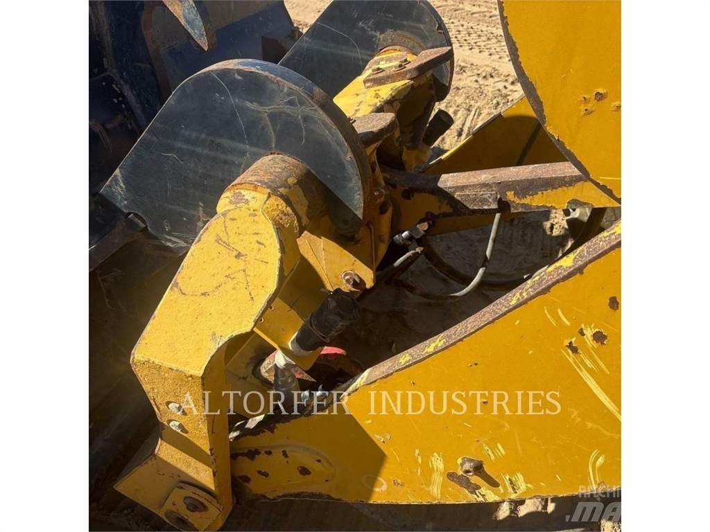 CAT 930M Incarcator pe pneuri