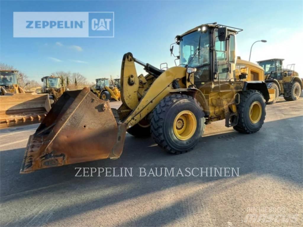 CAT 930M Incarcator pe pneuri
