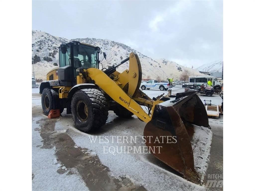 CAT 930M Incarcator pe pneuri