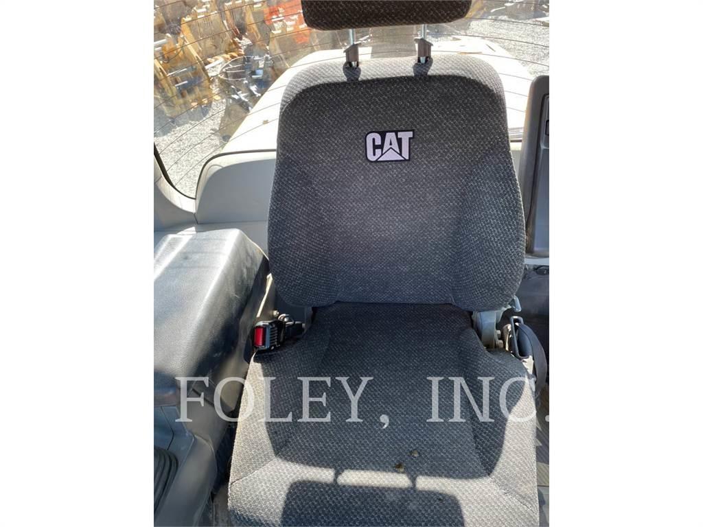 CAT 930M Incarcator pe pneuri