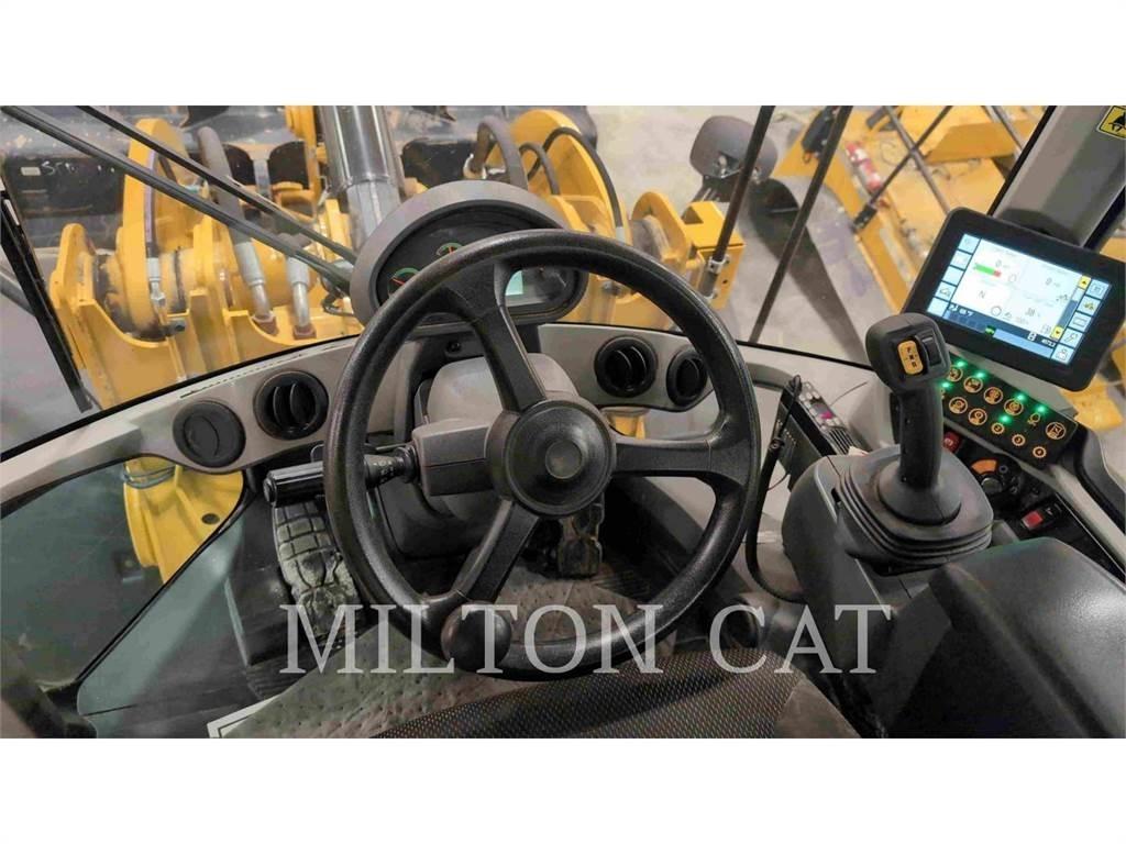 CAT 930M Incarcator pe pneuri