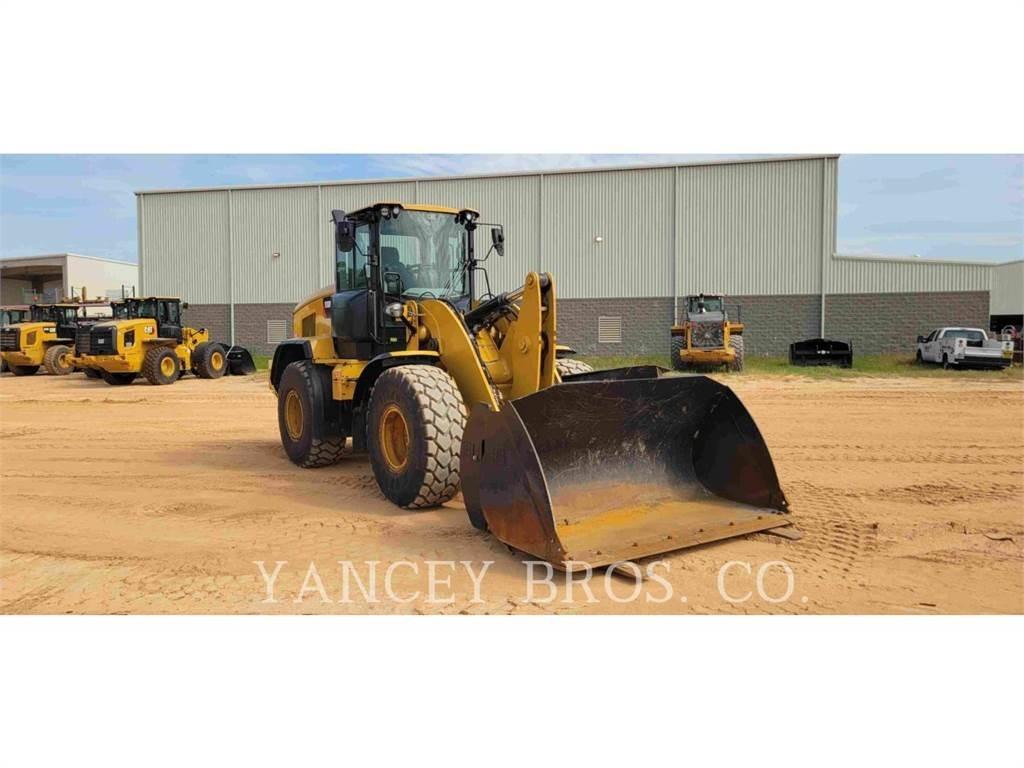 CAT 930M Incarcator pe pneuri