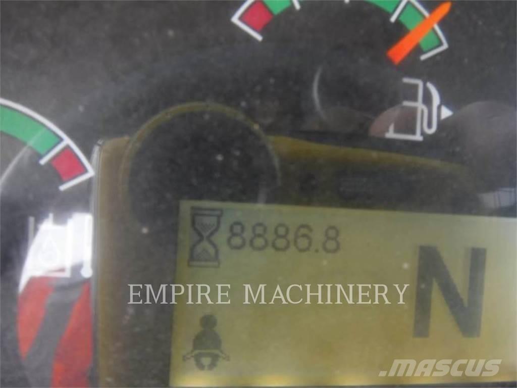 CAT 930M Incarcator pe pneuri