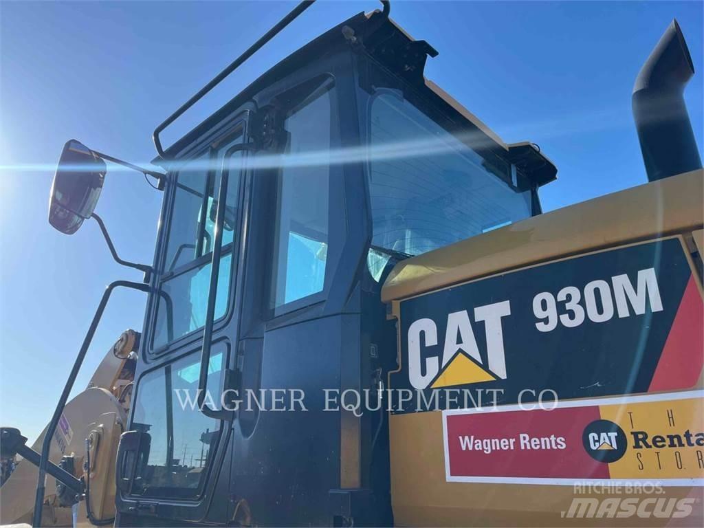 CAT 930M Incarcator pe pneuri