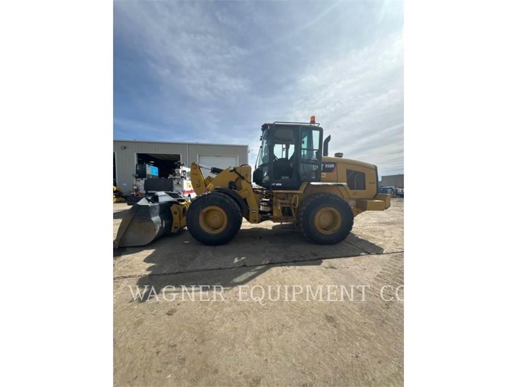 CAT 930M Incarcator pe pneuri