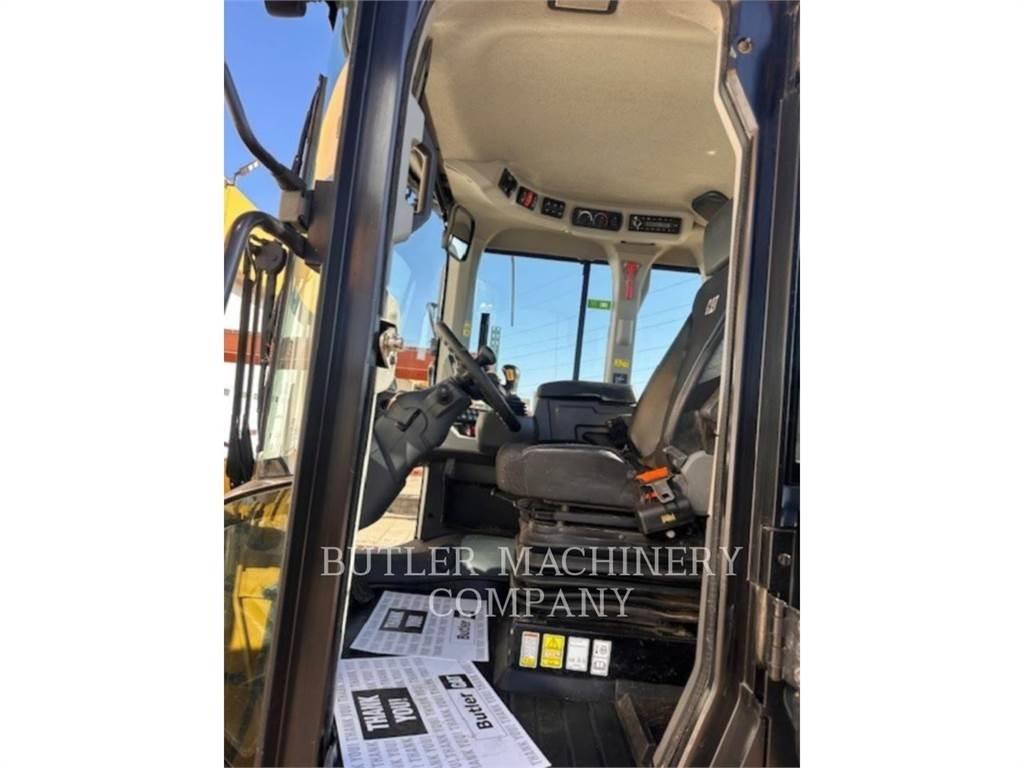 CAT 930M Incarcator pe pneuri
