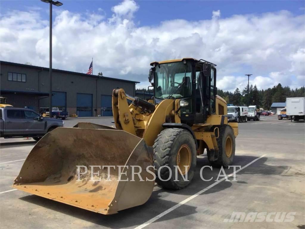 CAT 930M Incarcator pe pneuri