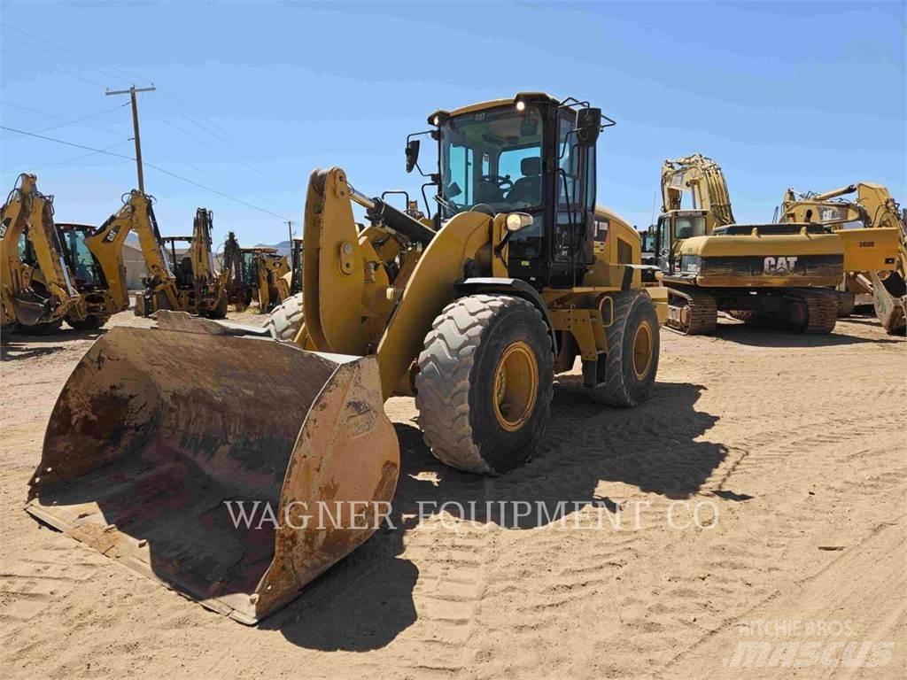 CAT 930M Incarcator pe pneuri
