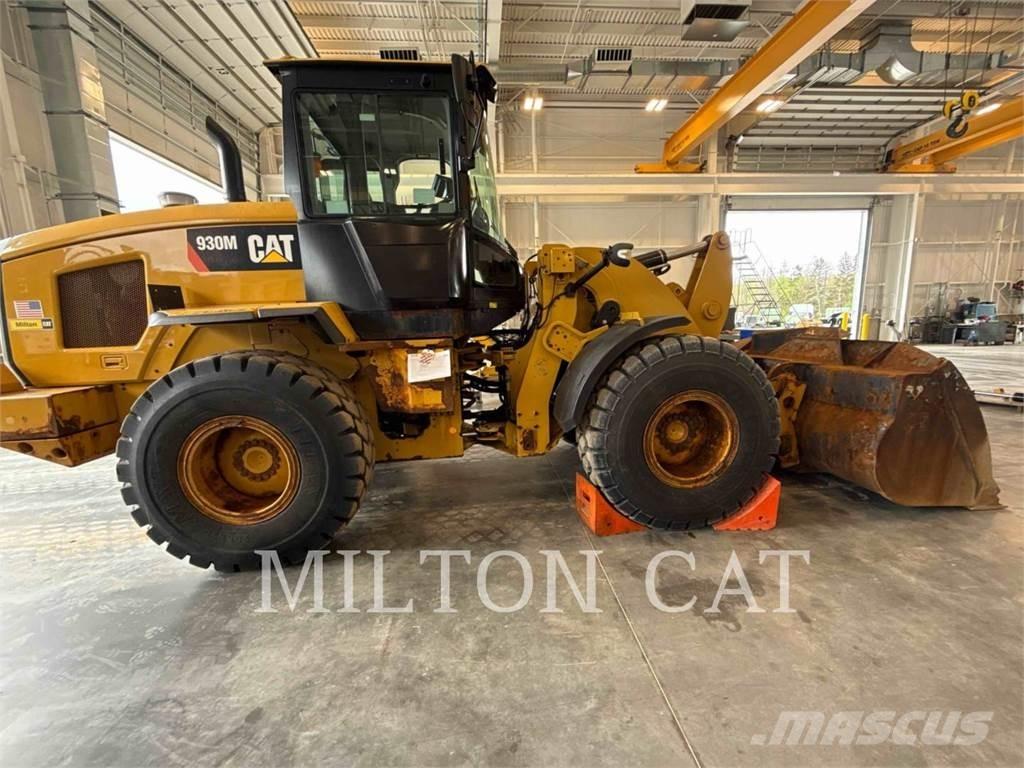 CAT 930M Incarcator pe pneuri