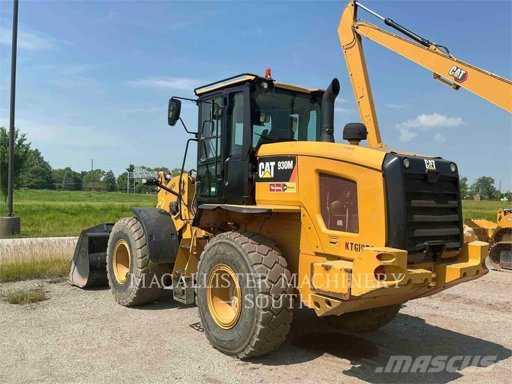 CAT 930M Incarcator pe pneuri