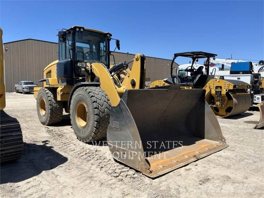 CAT 930M Incarcator pe pneuri