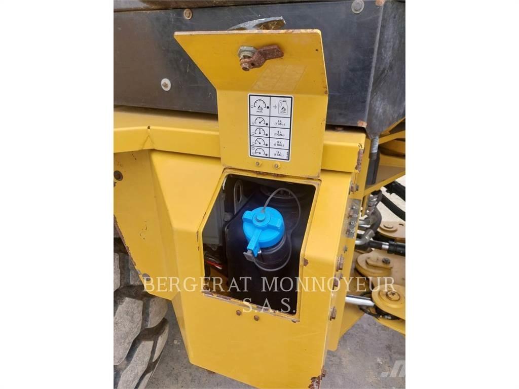 CAT 930M Incarcator pe pneuri