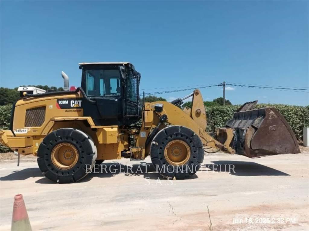 CAT 930M Incarcator pe pneuri