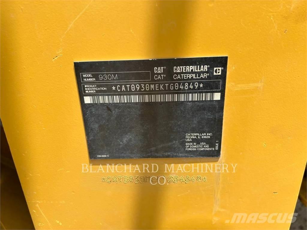 CAT 930M Incarcator pe pneuri