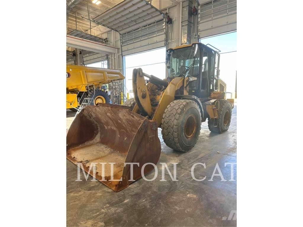 CAT 930M Incarcator pe pneuri