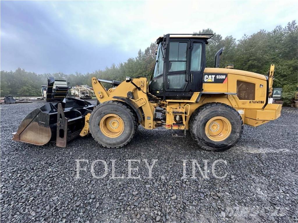 CAT 930M Incarcator pe pneuri