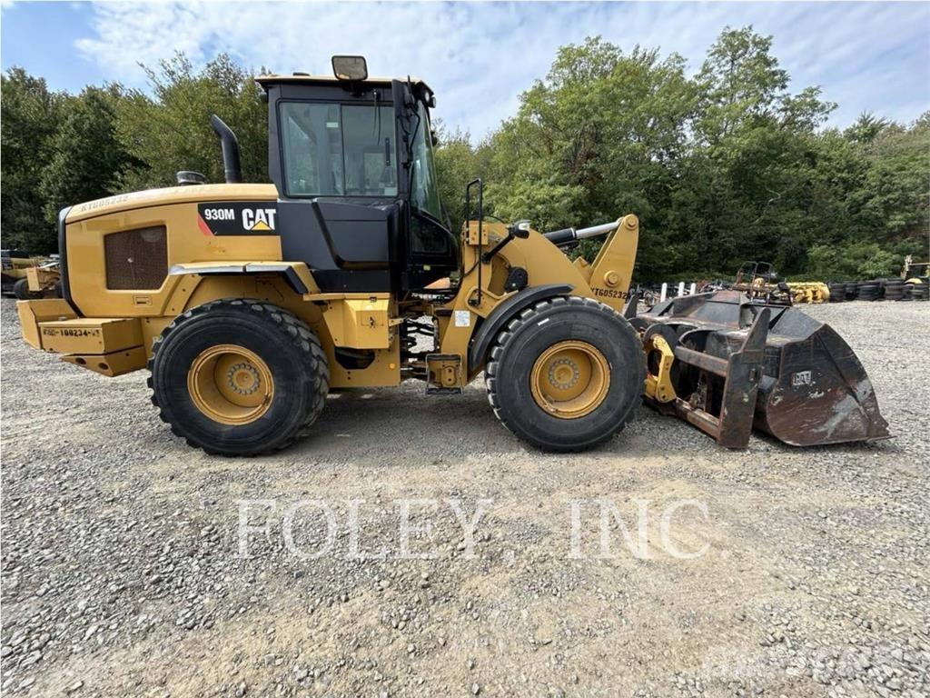 CAT 930M Incarcator pe pneuri