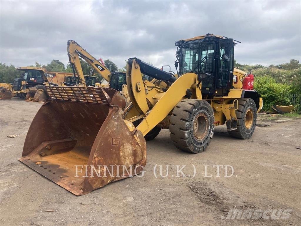 CAT 930M Incarcator pe pneuri