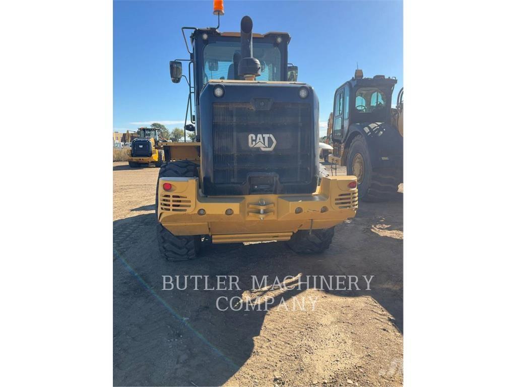 CAT 930M Incarcator pe pneuri