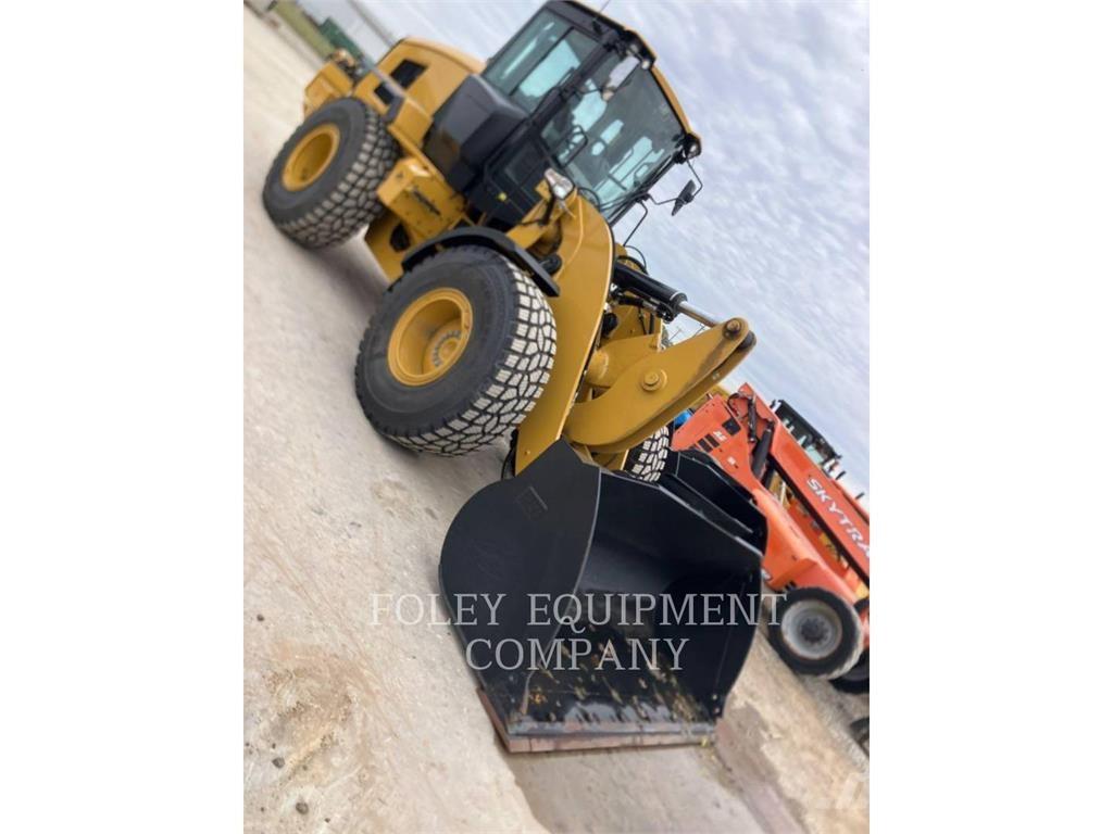 CAT 930M Incarcator pe pneuri