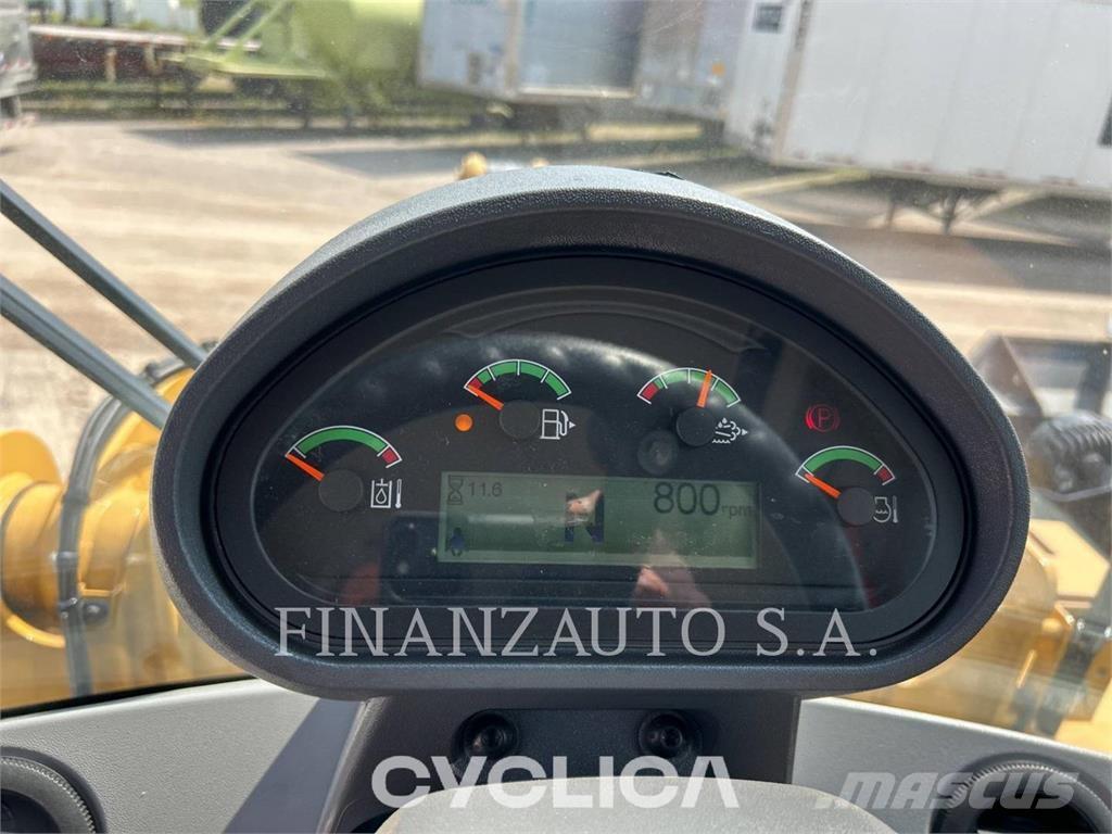 CAT 930M Incarcator pe pneuri